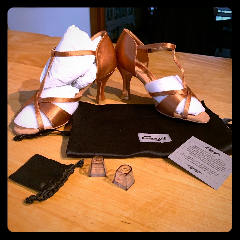 Capezio Woman’s Dancesport Isabella Shoe